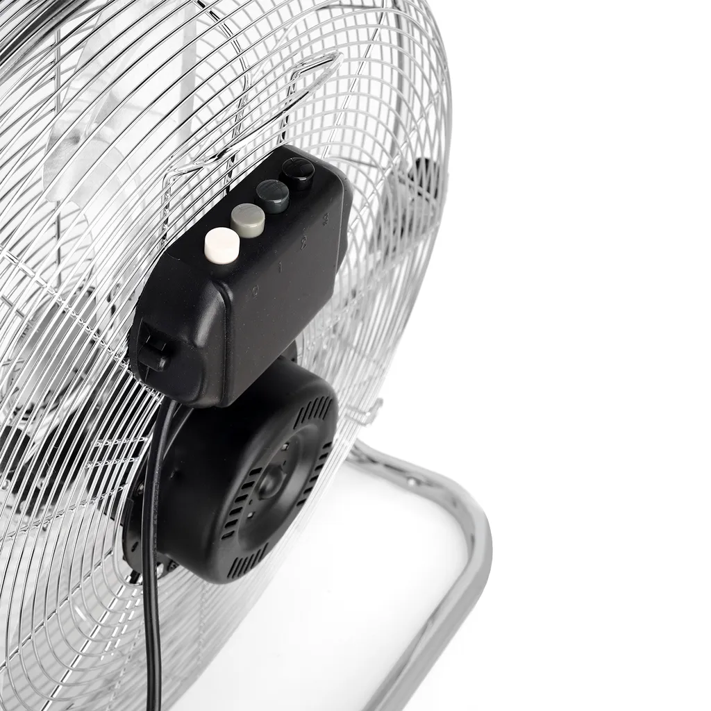 Pro Breeze 50 Cm Bodenventilator Aus Chrom, Ventilator Mit 3 Geschwindigkeitsstufen Und Verstellbaren Ventilatorkopf - Windmaschine Für Fitnessstudio Oder Werkstatt 7 Pro Breeze 50 Cm Bodenventilator Aus Chrom, Ventilator Mit 3 Geschwindigkeitsstufen Und Verstellbaren Ventilatorkopf - Windmaschine Für Fitnessstudio Oder Werkstatt – Bild 5