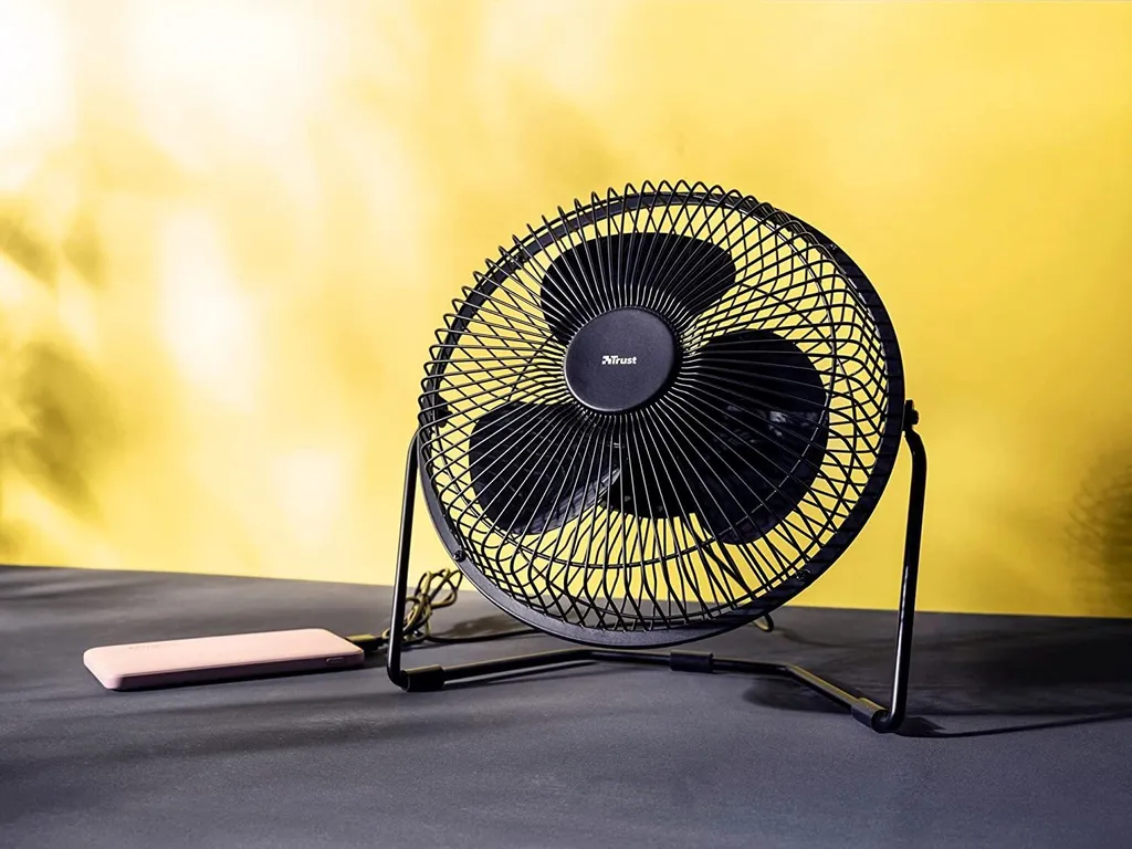 Trust Blaze USB-Kühllüfter, Einstellbare Geschwindigkeit, 120 Cm Kabel - Schwarz 8 Trust Blaze USB-Kühllüfter, Einstellbare Geschwindigkeit, 120 Cm Kabel - Schwarz – Bild 6