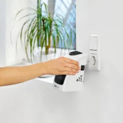 Clatronic HL 3738 Mobiler Steckdosen-Heizlüfter Mit 2 Gebläsestufen, Hochwertiges PTC-Heizelement, LED-Display-und Kontrollleuchte -De'Longhi || Rowenta Verkaufsgeschäft 9d5ba748893c27a346f2fe55edb206d2